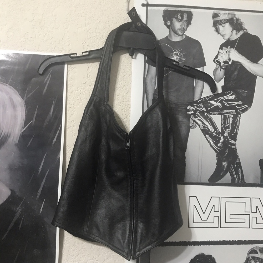 Vintage smokin leather halter 🔥